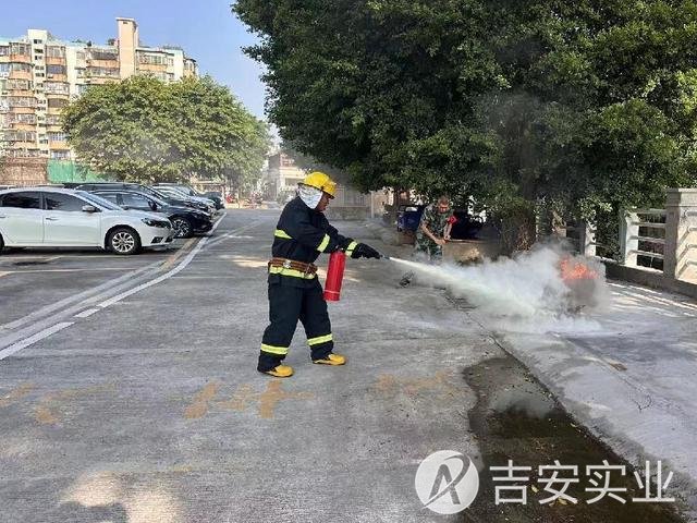 白云区棠景街开展最小应急单元消防训练