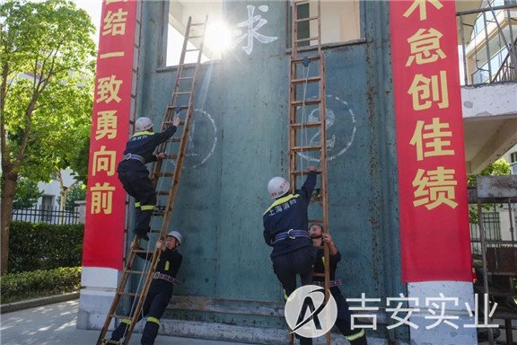多图直击！场景震撼！带你感受训练场上的“热辣滚烫”